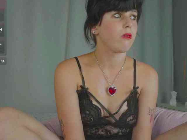 GracieBacie webcam