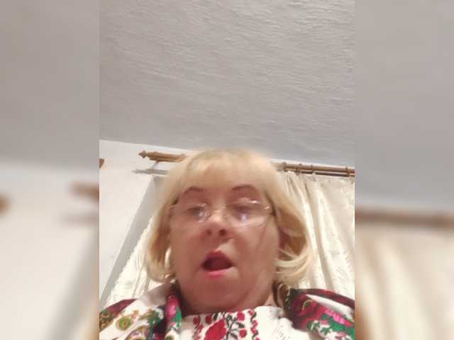 ElenaBeautiful784 live cam on BongaCams