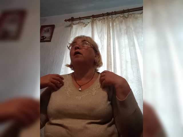 ElenaBeautiful784 live cam on BongaCams