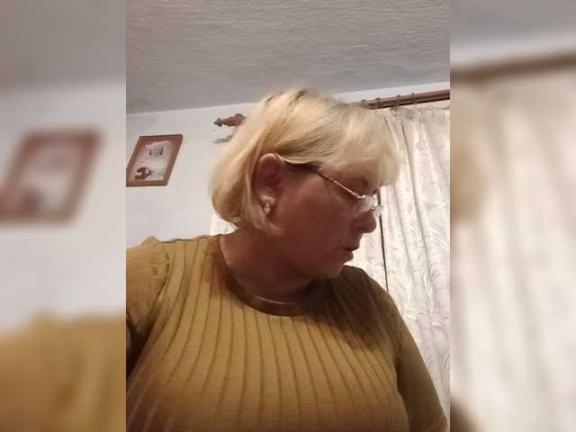 ElenaBeautiful784 live cam on BongaCams