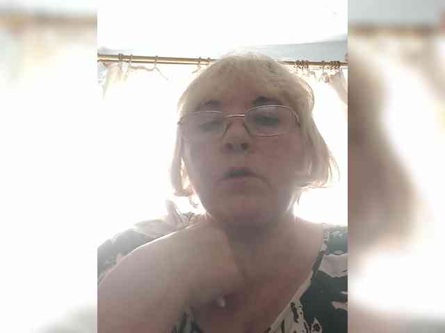 ElenaBeautiful784 webcam