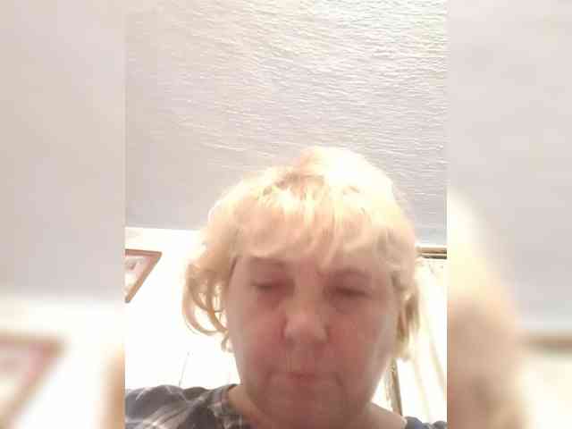 ElenaBeautiful784 webcam