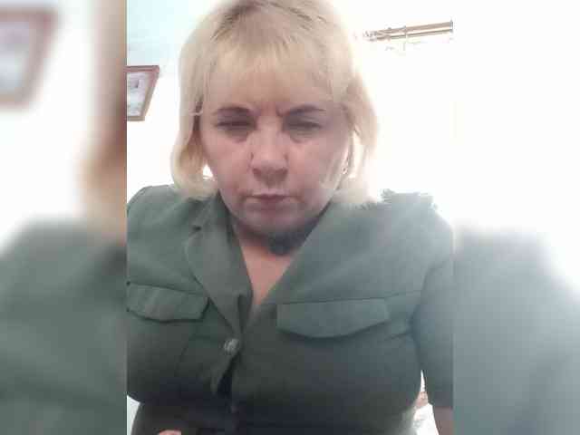 ElenaBeautiful784 webcam
