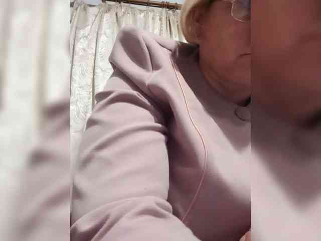 Modèle: ElenaBeautiful784