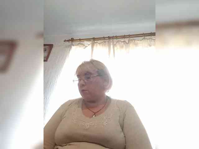 Modèle: ElenaBeautiful784