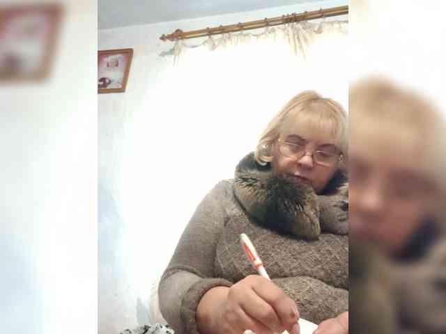 Modèle: ElenaBeautiful784