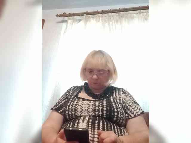 ElenaBeautiful784 webcam