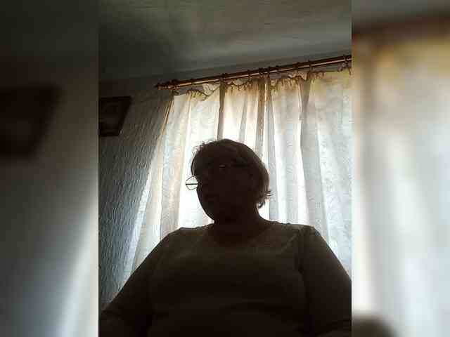 ElenaBeautiful784 webcam