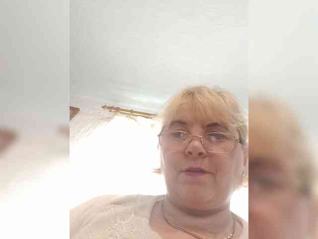 Modèle: ElenaBeautiful784