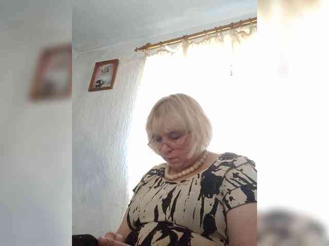 Modèle: ElenaBeautiful784