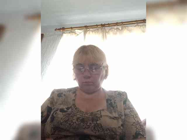 ElenaBeautiful784 webcam