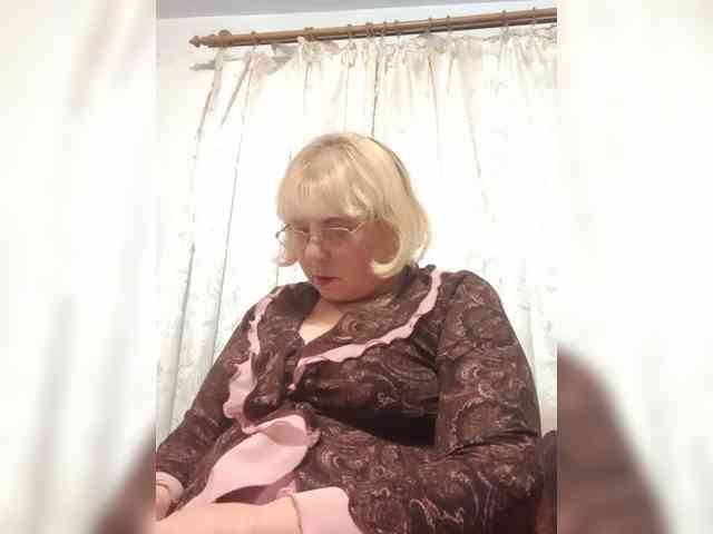 ElenaBeautiful784 webcam
