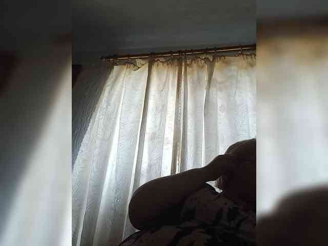 ElenaBeautiful784 webcam