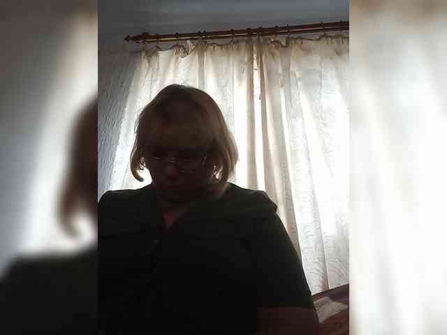 ElenaBeautiful784 webcam