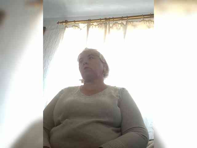 ElenaBeautiful784 webcam