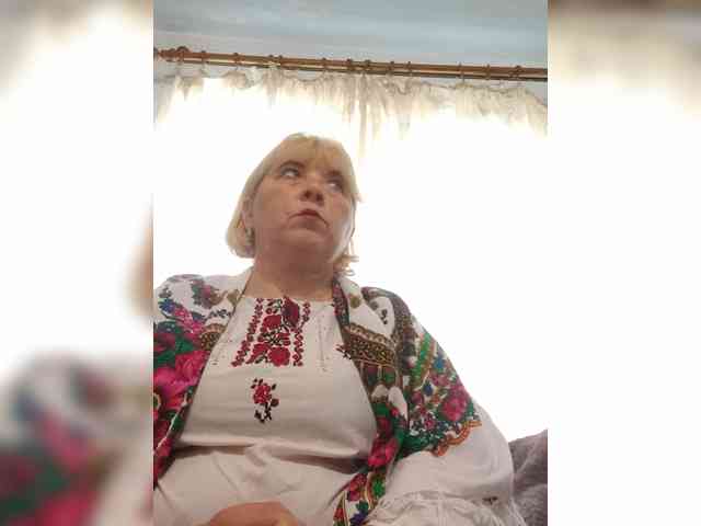 ElenaBeautiful784 webcam