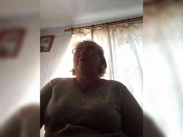 Modelo: ElenaBeautiful784