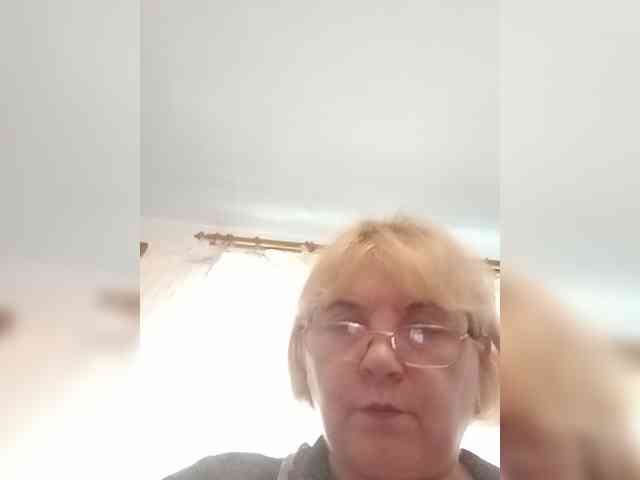 ElenaBeautiful784 webcam