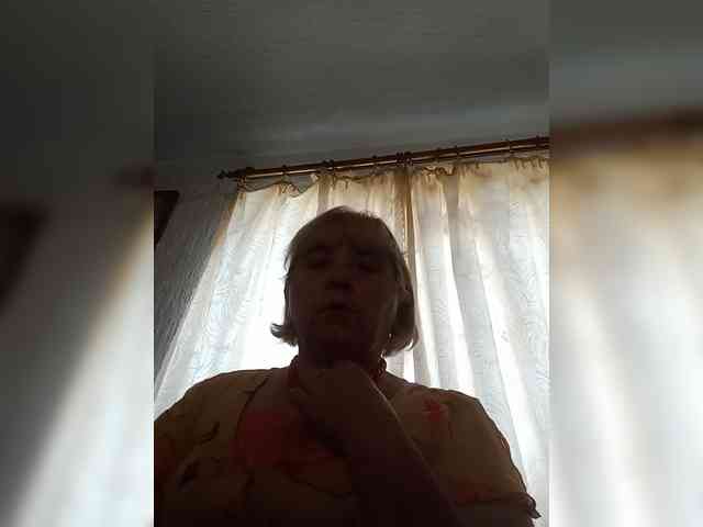 ElenaBeautiful784 webcam