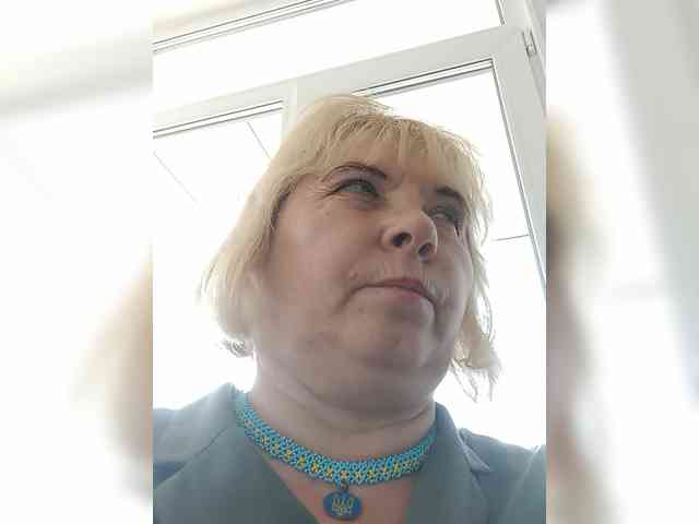 ElenaBeautiful784 webcam