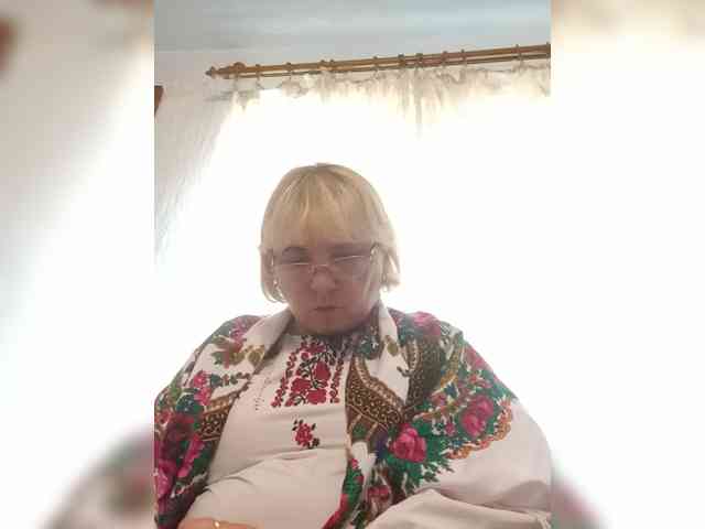ElenaBeautiful784 webcam