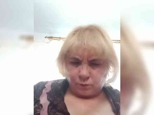 ElenaBeautiful784 webcam
