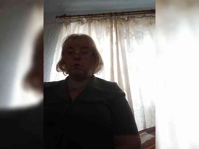 ElenaBeautiful784 webcam