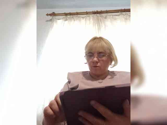 Modèle: ElenaBeautiful784