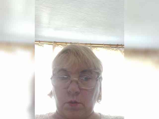 ElenaBeautiful784 webcam