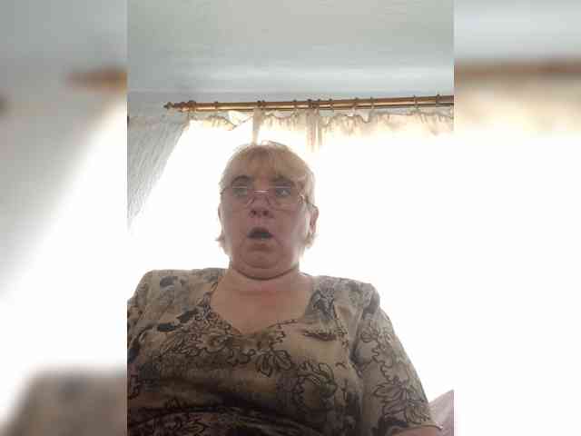 ElenaBeautiful784 webcam