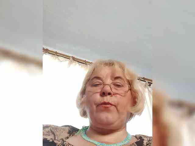 Modèle: ElenaBeautiful784