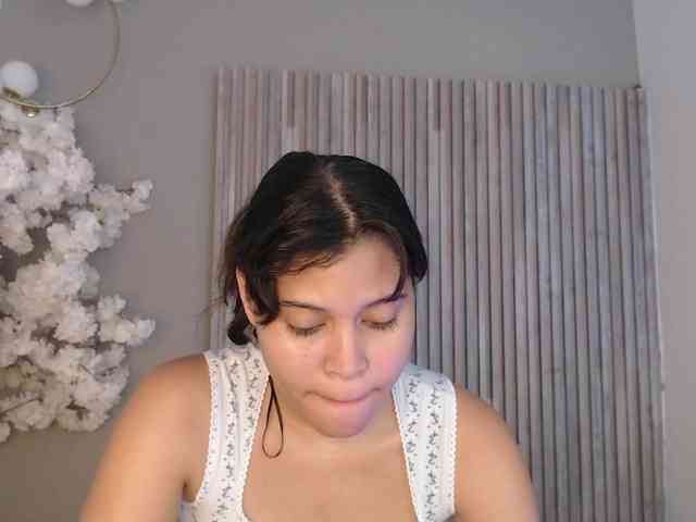 Kitty-Desire2 webcam