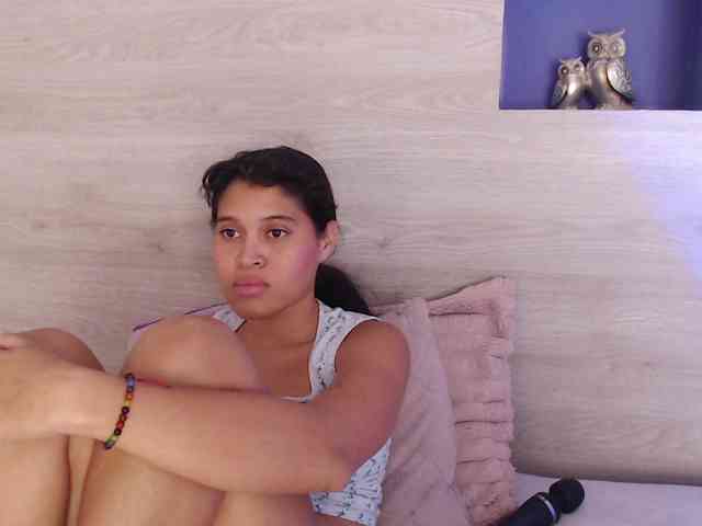 Kitty-Desire2 webcam