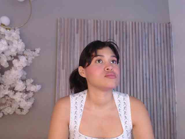 Kitty-Desire2 webcam
