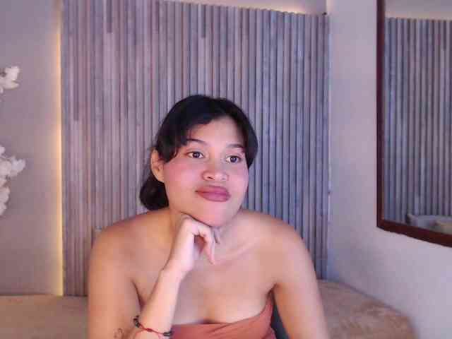Kitty-Desire2 webcam