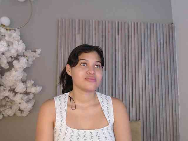 Kitty-Desire2 webcam
