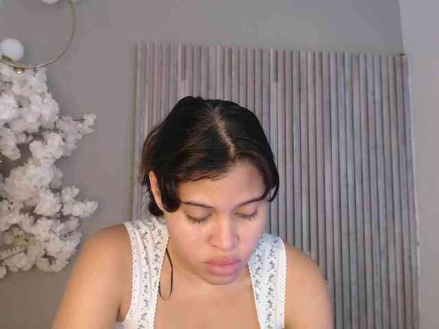 Kitty-Desire2 webcam