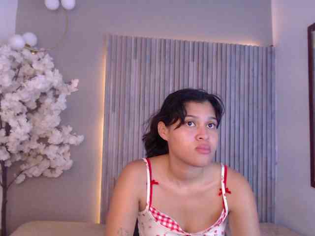 Kitty-Desire2 webcam