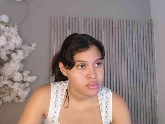 Kitty-Desire2 webcam