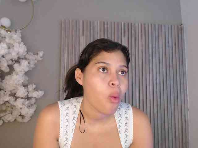 Kitty-Desire2 webcam