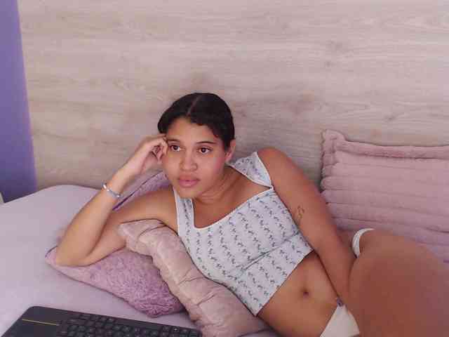 Kitty-Desire2 webcam
