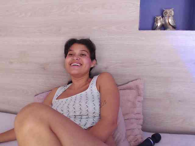 Kitty-Desire2 webcam