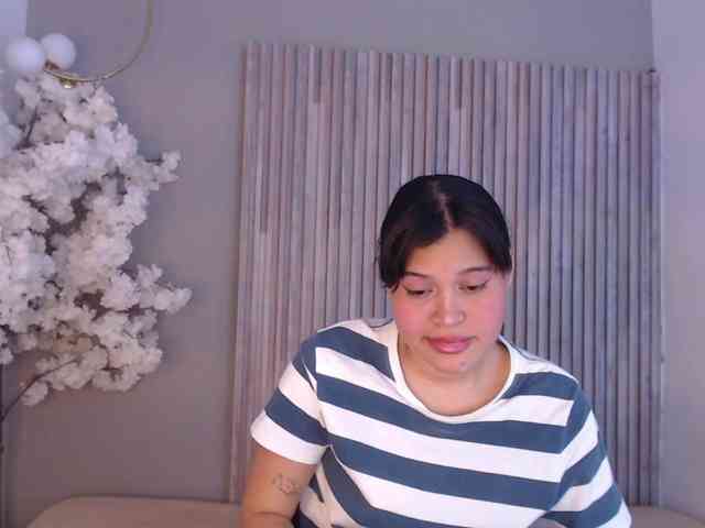 Kitty-Desire2 webcam
