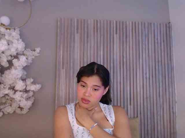 Kitty-Desire2 webcam
