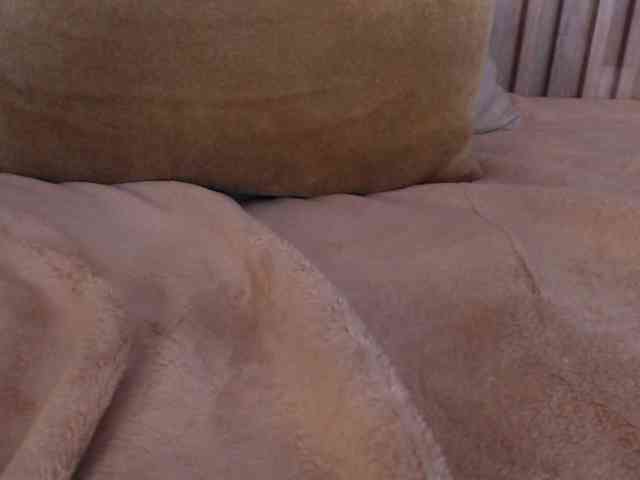 Kitty-Desire2 webcam