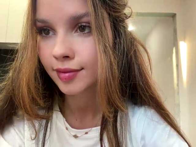 AnaByant live webcam show