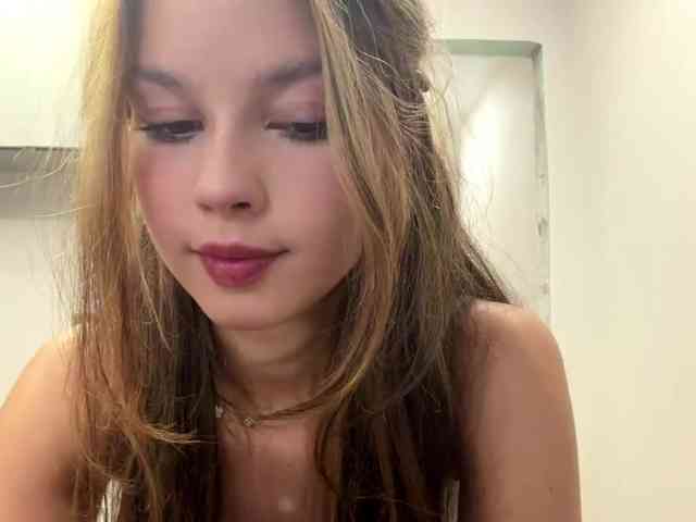AnaByant Live Webcam on BongaCams