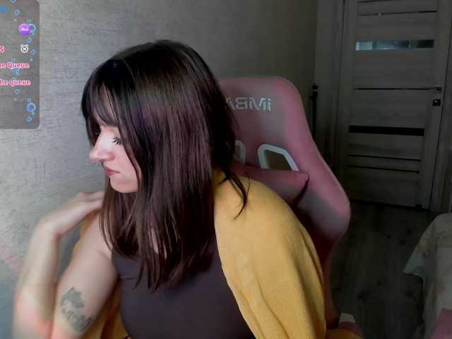 henta1sonya, en directo ahora en BongaCams