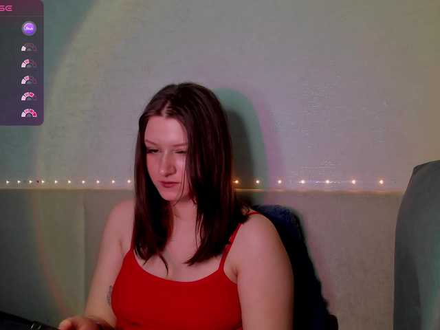 henta1sonya live cam on BongaCams