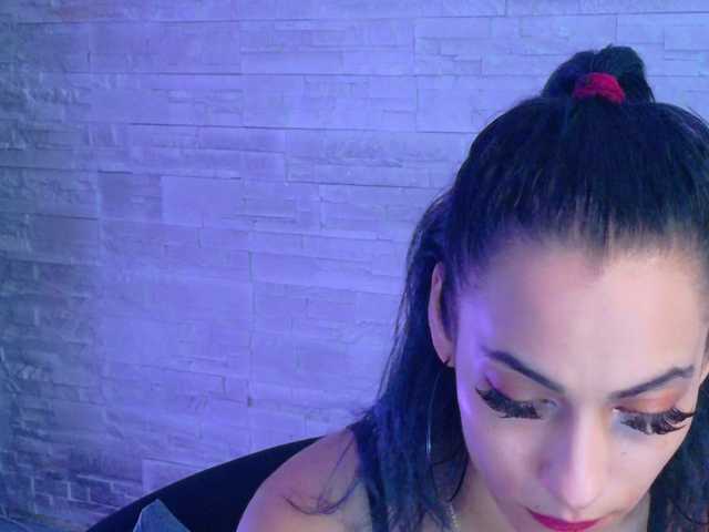 SierraFaye live cam on BongaCams